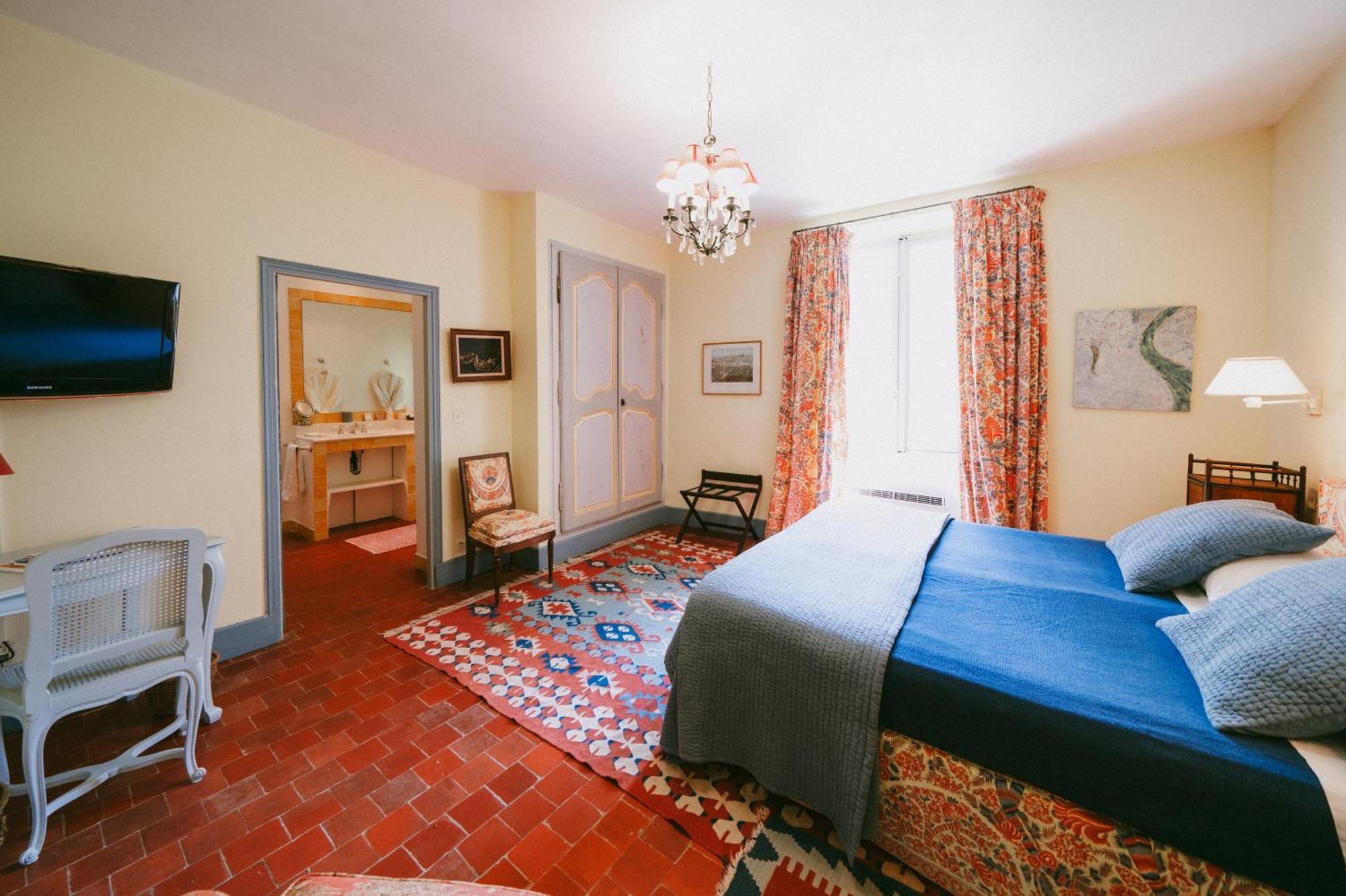 Bastide Rose Hotel Le Thor Exterior photo